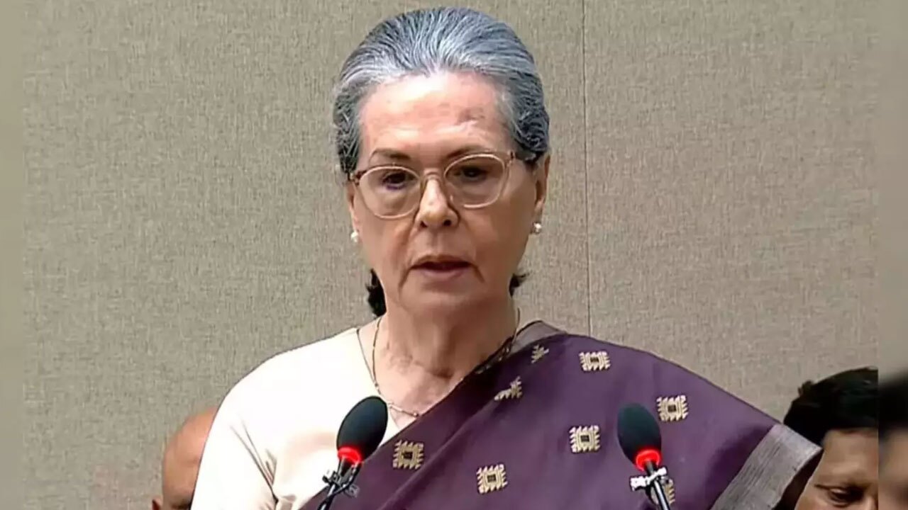 లోక్‌సభ నియోజకవర్గాల పునర్విభజన రాజ్యాంగంపై దాడి : సోనియాగాంధీ